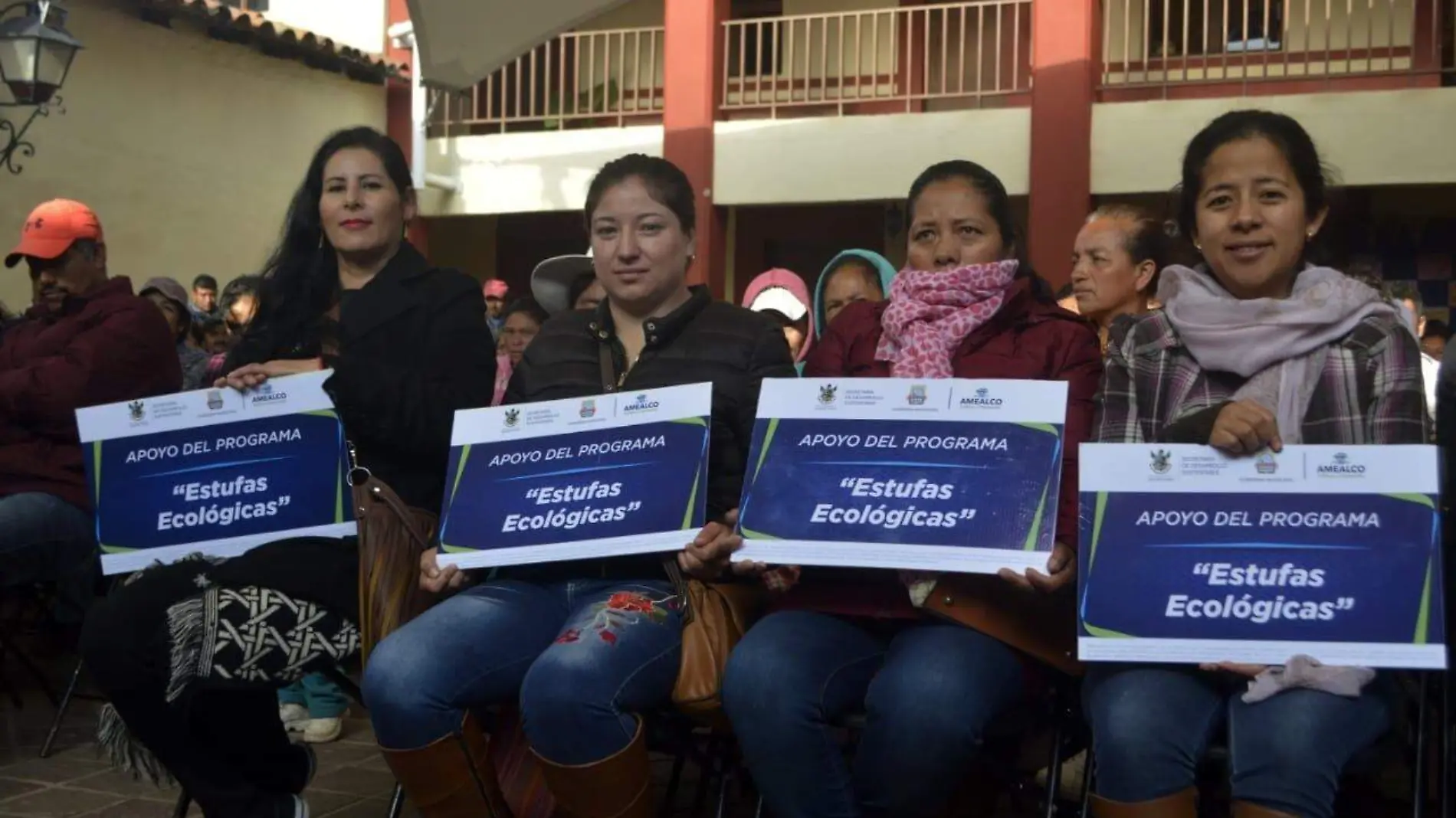 El alcalde se comprometió a gestionar más apoyos para las comunidades